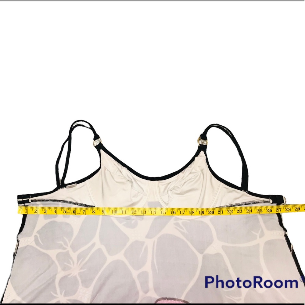 Tara Grinna Tankini - Picture 6 of 8